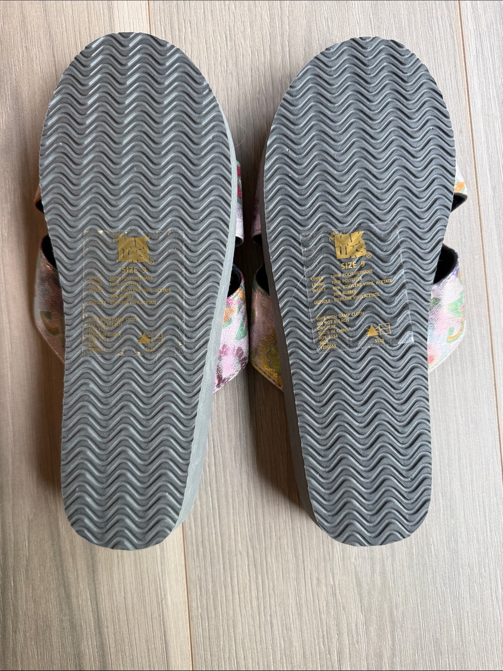Muk Luks Women's Mera Cross Strap Sandals Size 9 - Picture 5 of 5